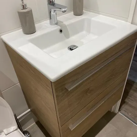 Meuble En Centre Avec Vue Sur La Dent Du